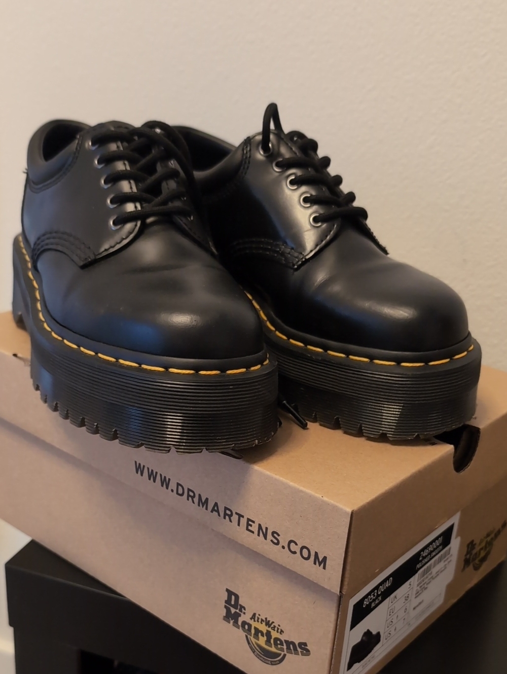 Dr. Martens unisex-adult 8053 4i Quad Arc Oxfords